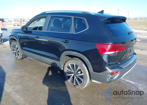 2022 Volkswagen Taos 1.5T Se z USA, uszkodzony, nr VIN 3VVLX7B28NM087748